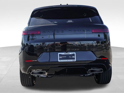New 2026 Land Rover Range Rover Sport Dynamic SE AWD/4WD image 6