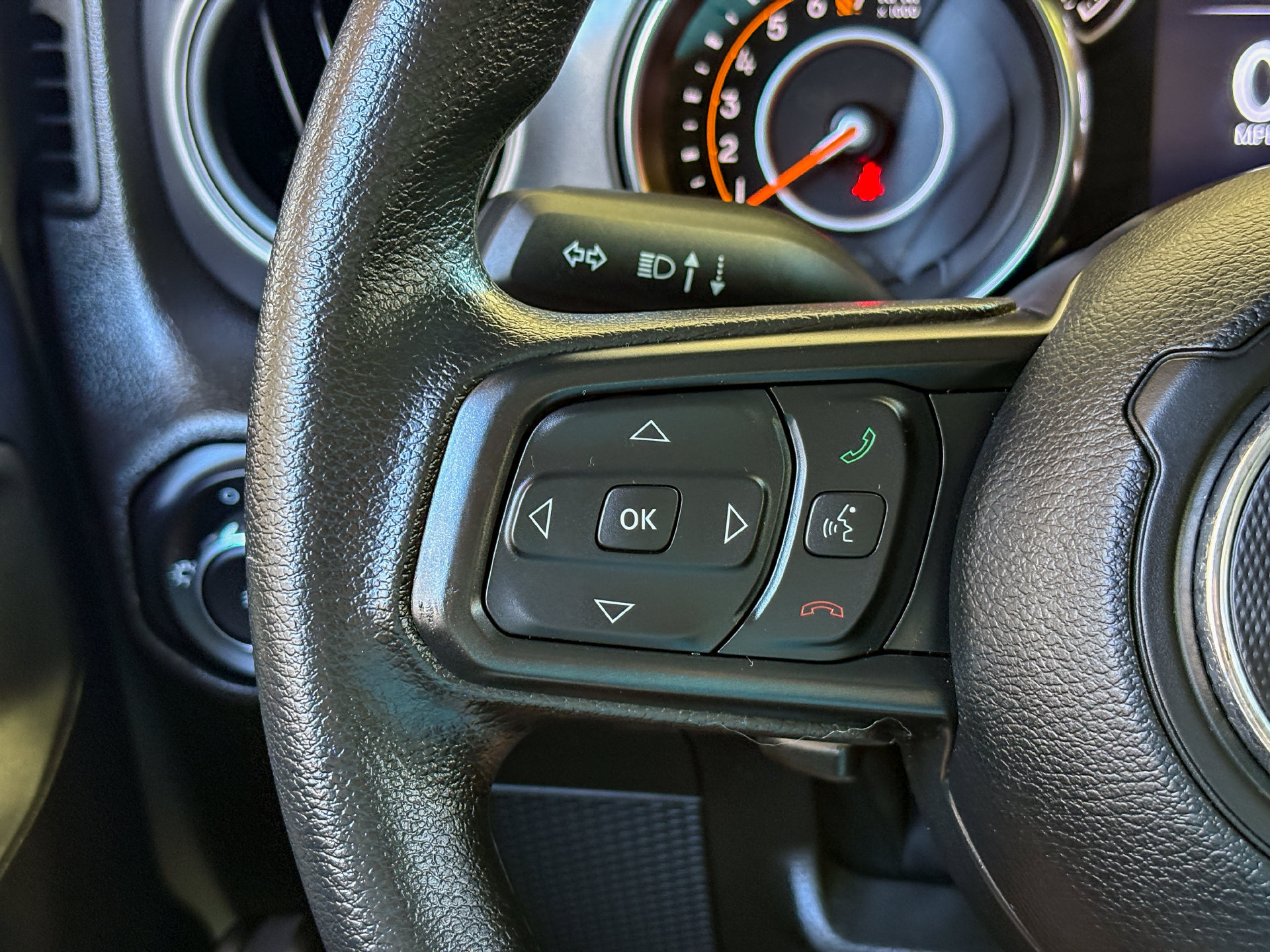 Used 2022 Jeep Wrangler Sport AWD/4WD image 18