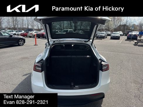 Used 2024 Tesla Model Y Long Range image 10