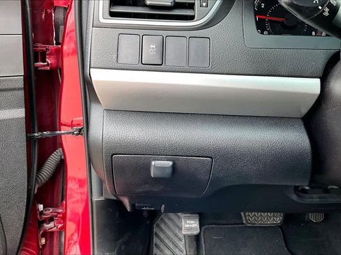 Used 2016 Toyota Camry XSE image 32