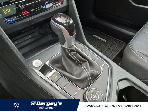 Certified 2024 Volkswagen Tiguan SE AWD/4WD image 22