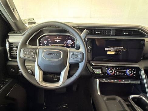 New 2026 GMC Sierra 2500 Denali w/ Denali Reserve Package AWD/4WD image 16