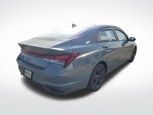 Used 2022 Hyundai Elantra SEL FWD image 8