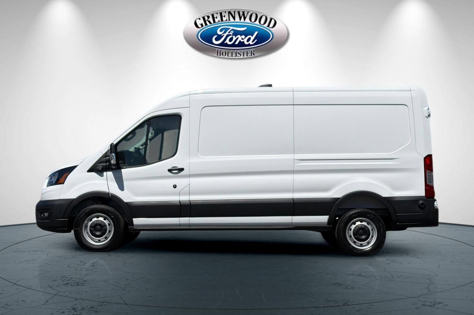 New 2026 Ford Transit 250 148 Medium Roof w/ Load Area Protection Package RWD image 7