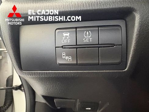 Used 2017 MAZDA MX-5 Miata RF Club RWD image 17