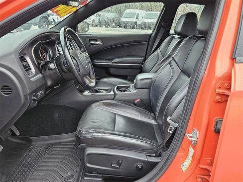 Used 2021 Dodge Charger SXT w/ Leather Interior Group image 10