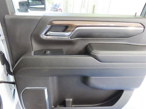 Used 2024 Chevrolet Silverado 3500 LT w/ Convenience Package image 29