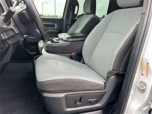 Used 2024 RAM 3500 Big Horn image 32