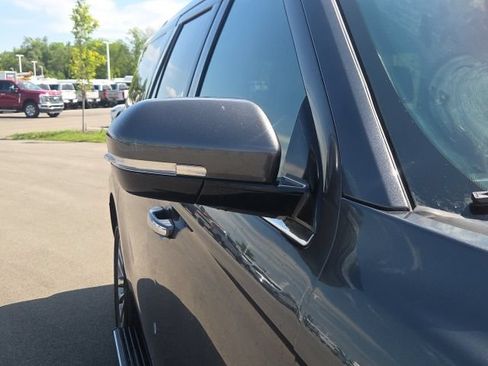 Used 2018 Ford Expedition Max Limited RWD image 5