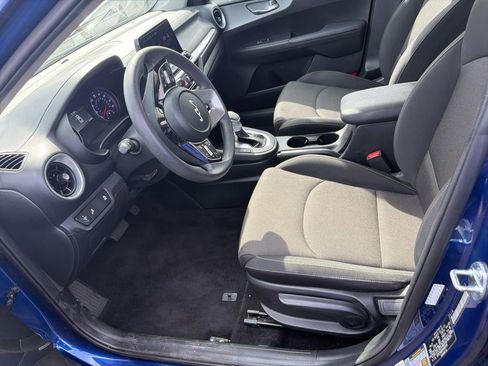 Used 2023 Kia Forte LXS w/ LXS Technology Package image 15