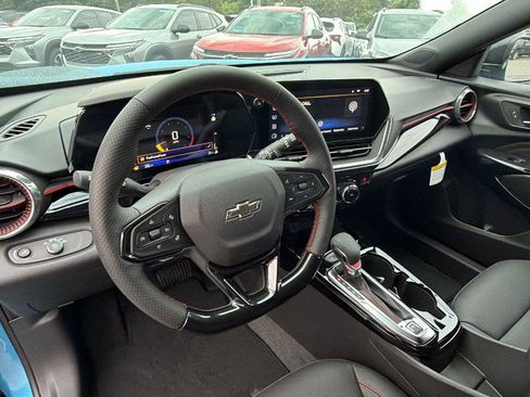 New 2026 Chevrolet Trax RS w/ Driver Confidence Package FWD image 19