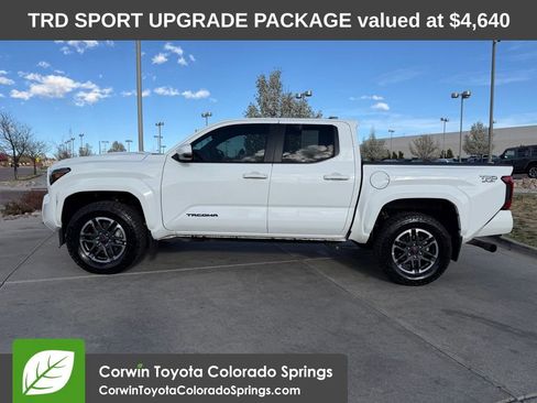 Used 2024 Toyota Tacoma TRD Sport w/ TRD Sport Upgrade Package AWD/4WD image 5