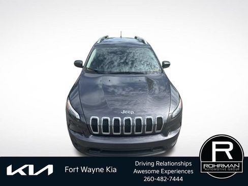 Used 2015 Jeep Cherokee Latitude w/ Comfort/Convenience Group FWD image 10