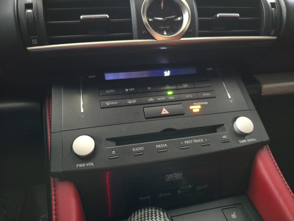 Used 2015 Lexus RC F RWD image 21