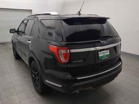 Used 2019 Ford Explorer Limited w/ Limited Luxury Package image 5