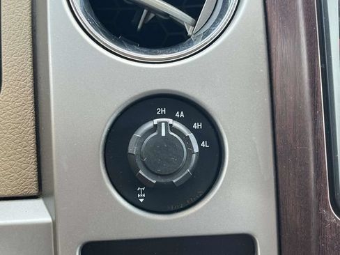 Used 2014 Ford F150 King Ranch w/ King Ranch Luxury Package AWD/4WD image 34