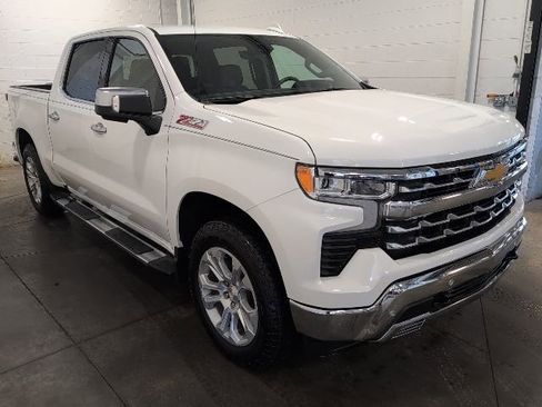 Used 2026 Chevrolet Silverado 1500 LTZ AWD/4WD image 3