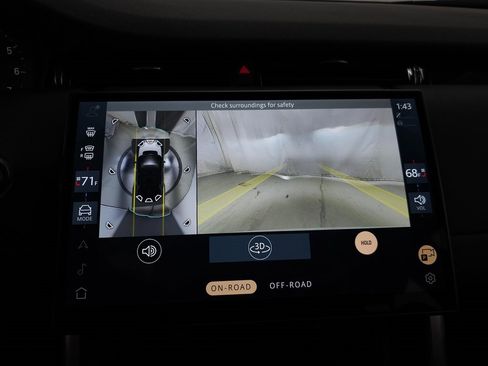 Certified 2025 Land Rover Discovery Sport S image 34