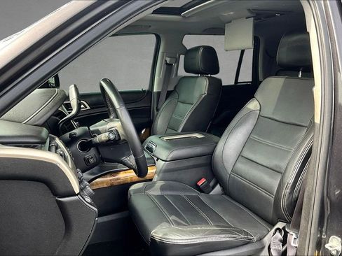 Used 2016 GMC Yukon Denali w/ Open Road Package AWD/4WD image 27
