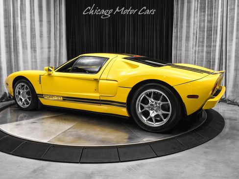 Used 2005 Ford GT image 3