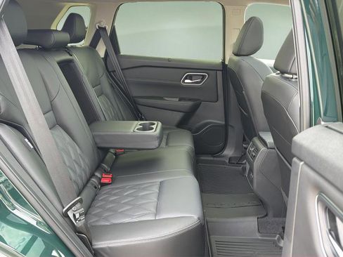 New 2026 Nissan Rogue Platinum AWD/4WD image 16