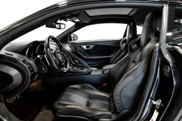 Used 2016 Jaguar F-TYPE R AWD/4WD image 5