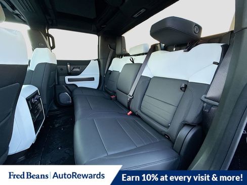 New 2025 GMC Hummer EV 2X w/ Extreme Off-Road Package image 27