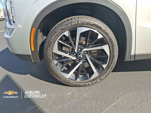 Used 2024 Mitsubishi Outlander SE AWD/4WD image 30