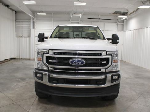 Used 2021 Ford F250 Lariat image 3
