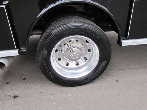 Used 2024 RAM 4500 SLT w/ Quick Order Package 2YG SLT image 27