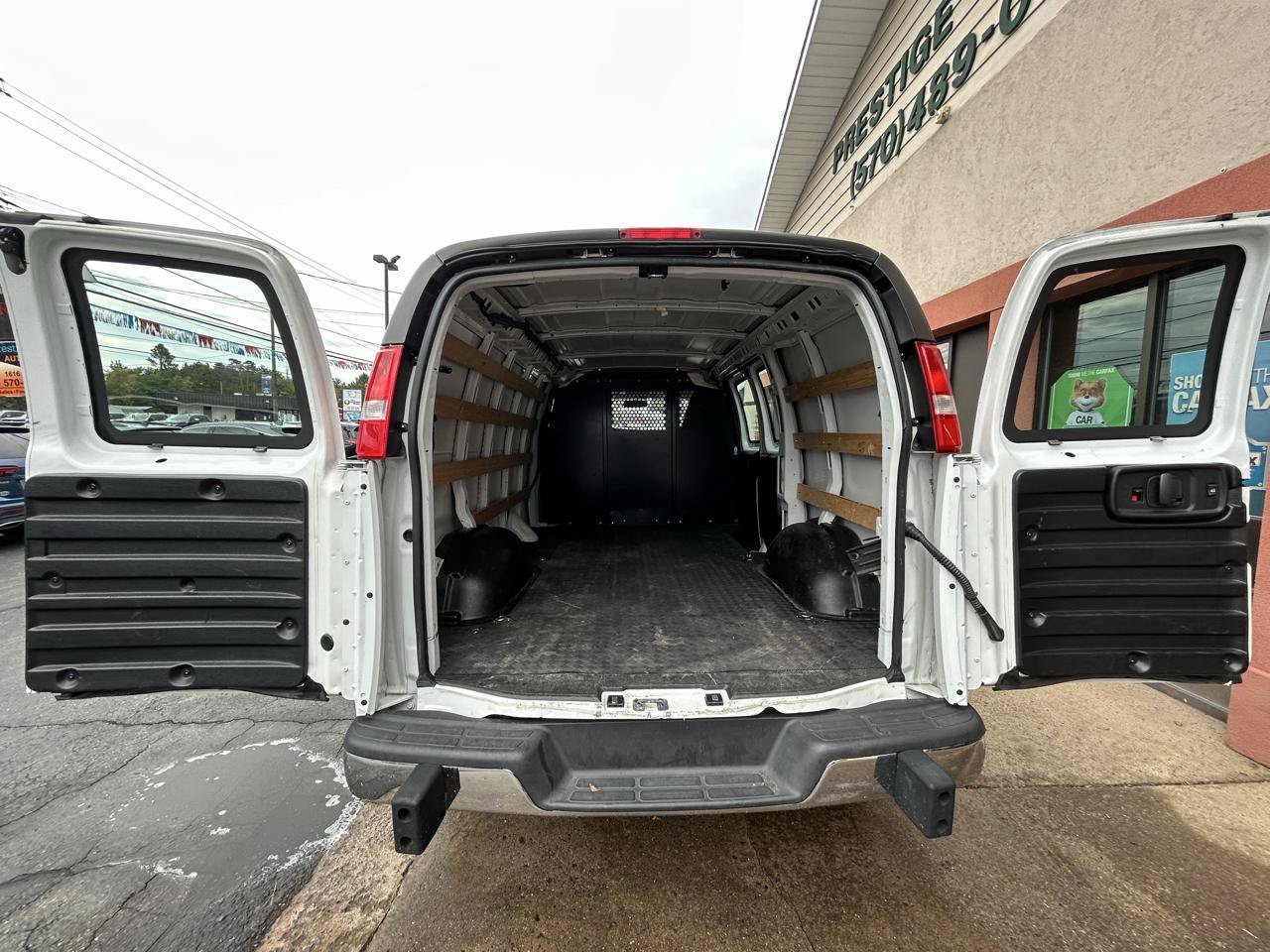 Used 2022 GMC Savana 2500 w/ Driver Convenience Package RWD image 14