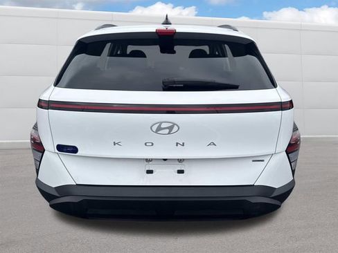 Used 2025 Hyundai Kona SEL image 13