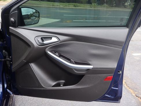 Used 2016 Ford Focus ST FWD image 26