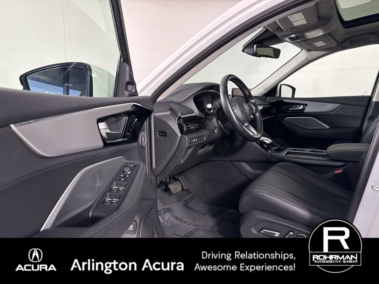 Certified 2025 Acura MDX FWD image 4