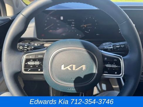 New 2026 Kia Carnival SX Prestige image 22