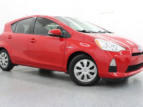 Used 2012 Toyota Prius C Two image 1