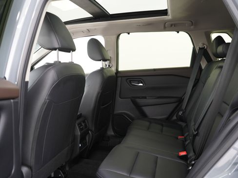 Used 2023 Nissan Rogue SL w/ SL Premium Package AWD/4WD image 15