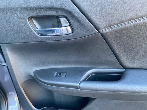 Used 2015 Honda Accord Sport image 36