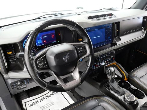 Used 2022 Ford Bronco Badlands AWD/4WD image 12