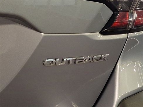 Certified 2023 Subaru Outback Limited image 33