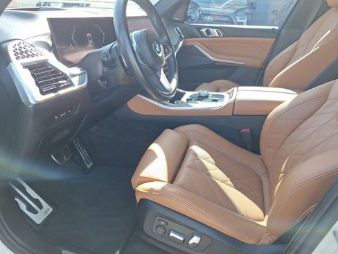Used 2024 BMW X5 xDrive40i w/ Executive Package AWD/4WD image 15