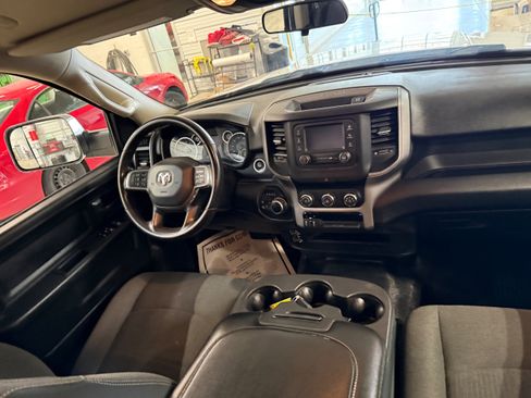 Used 2020 RAM 2500 Tradesman w/ Chrome Appearance Group AWD/4WD image 19
