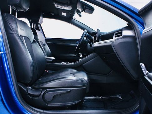 Used 2022 Kia K5 GT-Line image 12