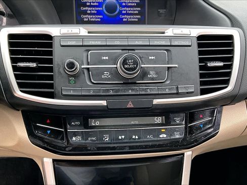 Used 2017 Honda Accord LX image 32