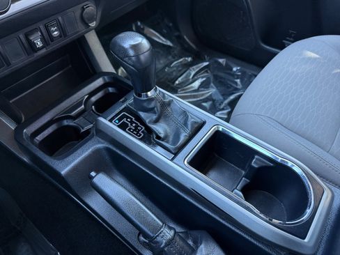 Used 2019 Toyota Tacoma SR5 image 16