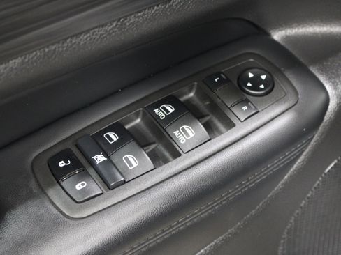 Used 2022 Jeep Grand Cherokee Laredo X AWD/4WD image 7