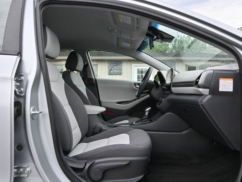 Used 2020 Hyundai Ioniq Blue FWD image 34