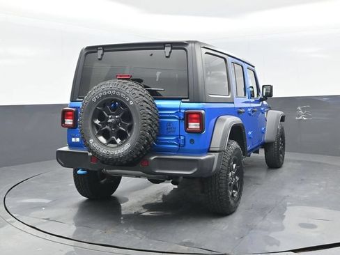 Used 2023 Jeep Wrangler Unlimited w/ Cold Weather Group AWD/4WD image 18
