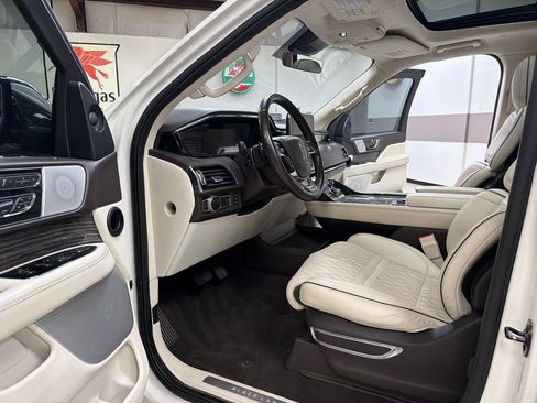 Used 2020 Lincoln Navigator Black Label AWD/4WD image 27