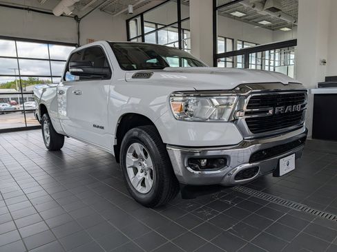 Used 2020 RAM 1500 Big Horn AWD/4WD image 1